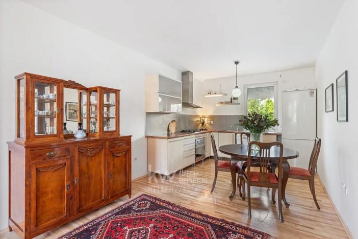 Prodej bytu 4+kk, Nehvizdy, Pražská, 107 m2