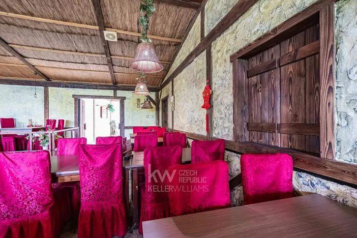 Prodej restaurace, Louny, Mírové náměstí, 108 m2