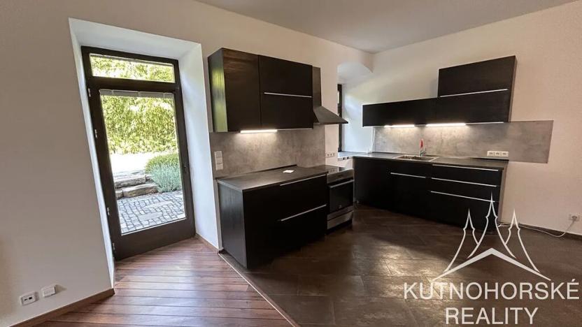 Pronájem bytu 2+kk, Kutná Hora, Kremnická, 58 m2