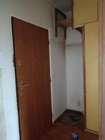 Prodej bytu 1+kk, Praha - Prosek, Veltruská, 27 m2