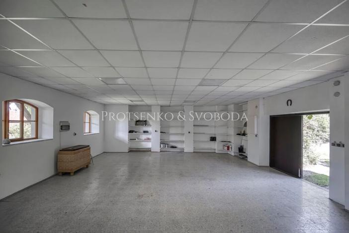Prodej vily, Křižanov, Benešovo náměstí, 530 m2