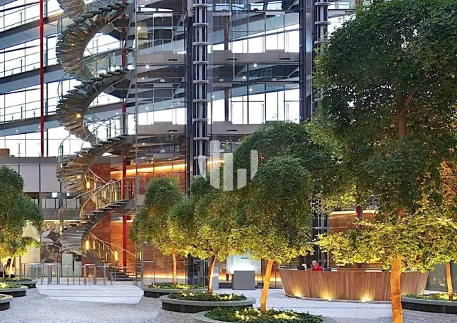 Pronájem kanceláře, Praha - Karlín, Karolinská, 1477 m2