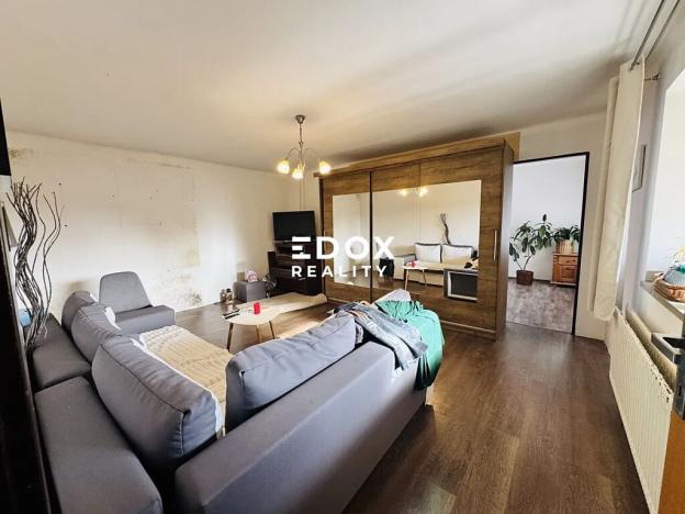 Prodej rodinného domu, Martiněves, 250 m2