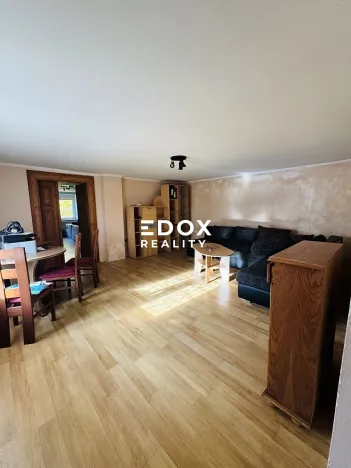 Prodej rodinného domu, Martiněves, 250 m2