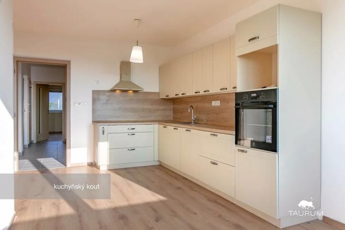 Prodej bytu 3+kk, Plzeň, K Dolovu, 63 m2