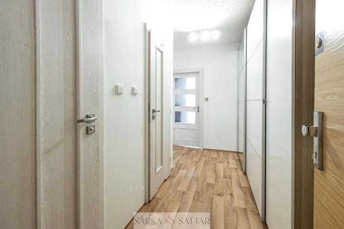 Prodej bytu 2+kk, Praha - Petrovice, Jakobiho, 43 m2