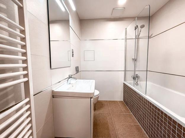 Pronájem bytu 2+kk, Praha - Holešovice, V háji, 76 m2