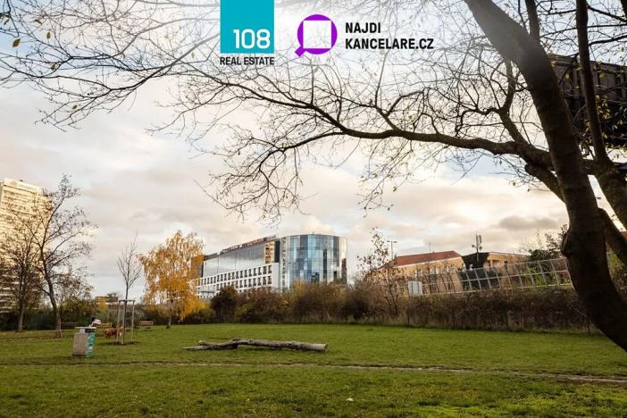 Pronájem kanceláře, Praha - Michle, Jihlavská, 902 m2