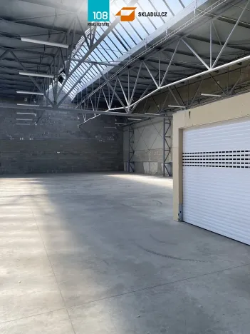 Pronájem skladu, Žatec, Purkyněho, 4000 m2