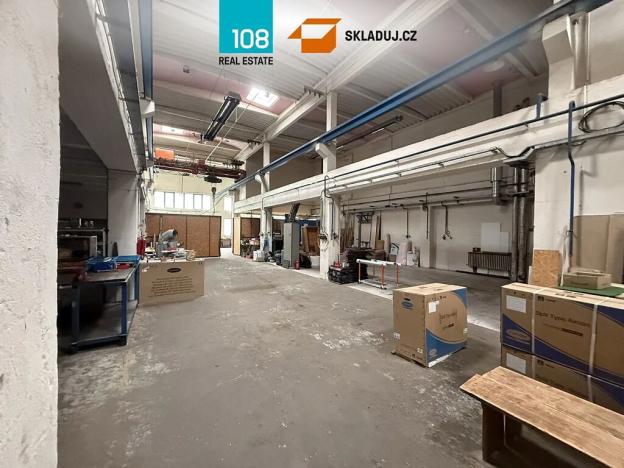 Pronájem skladu, Brno, Olomoucká, 3100 m2