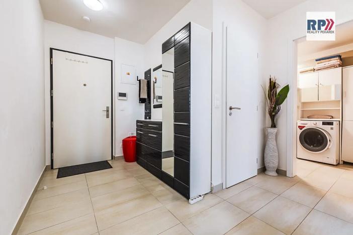 Prodej bytu 3+kk, Praha - Vysočany, Strnadových, 74 m2