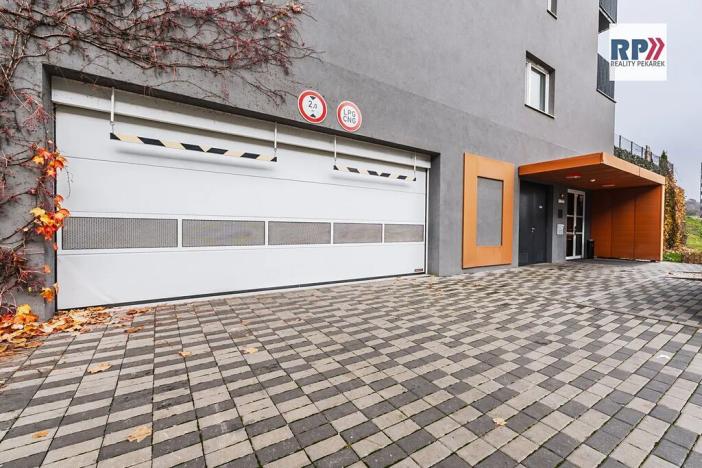 Prodej bytu 3+kk, Praha - Vysočany, Strnadových, 74 m2