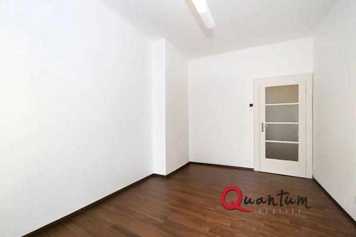 Pronájem kanceláře, Praha - Vršovice, 28. pluku, 16 m2
