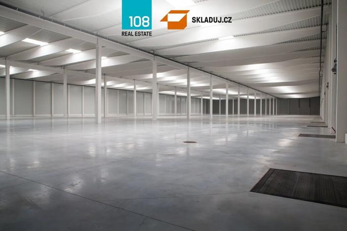 Pronájem skladu, Ostrov, 15000 m2