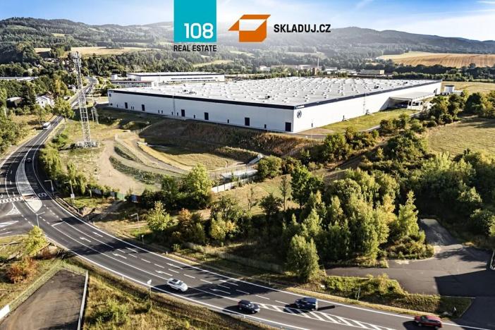 Pronájem skladu, Ostrov, 4753 m2