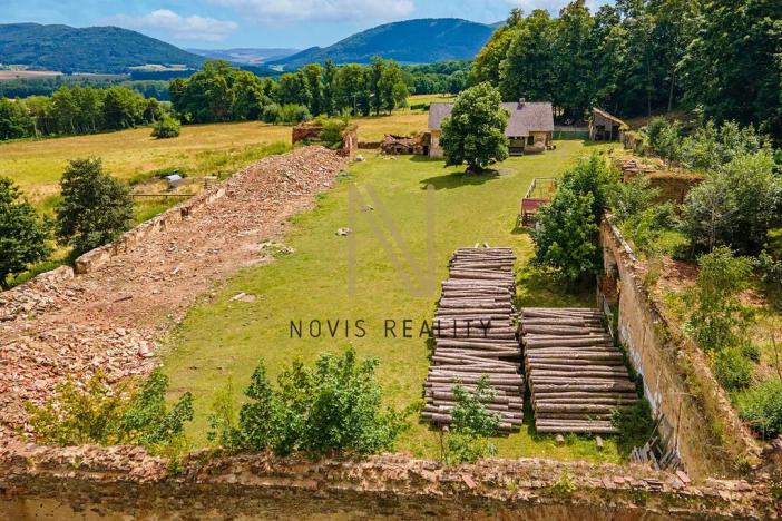 Prodej pozemku pro bydlení, Poleň, 6333 m2