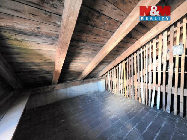 Prodej bytu 3+1, Krnov - Pod Bezručovým vrchem, Partyzánů, 98 m2