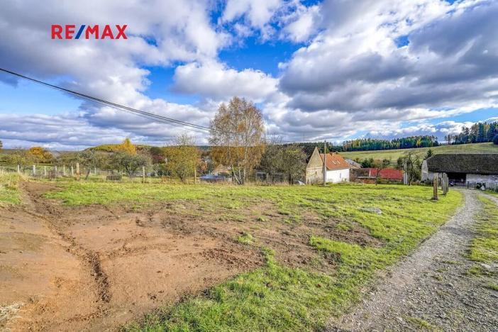Prodej pozemku pro bydlení, Chomle, 757 m2