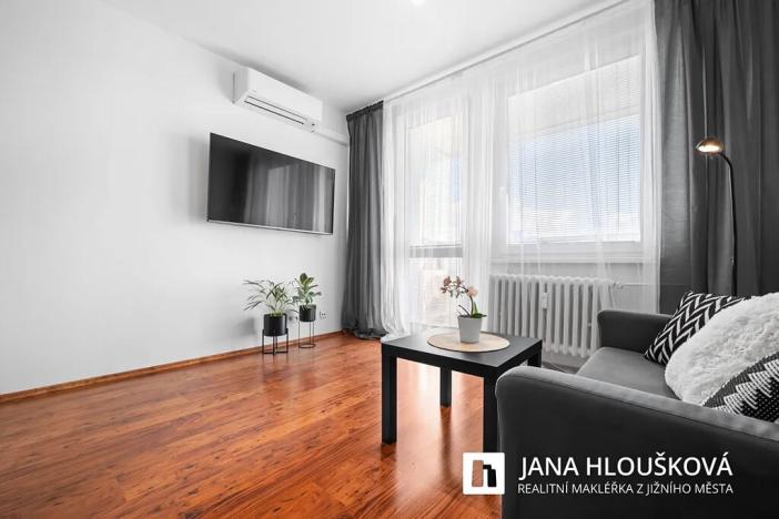 Prodej bytu 2+kk, Praha - Háje, Matúškova, 45 m2