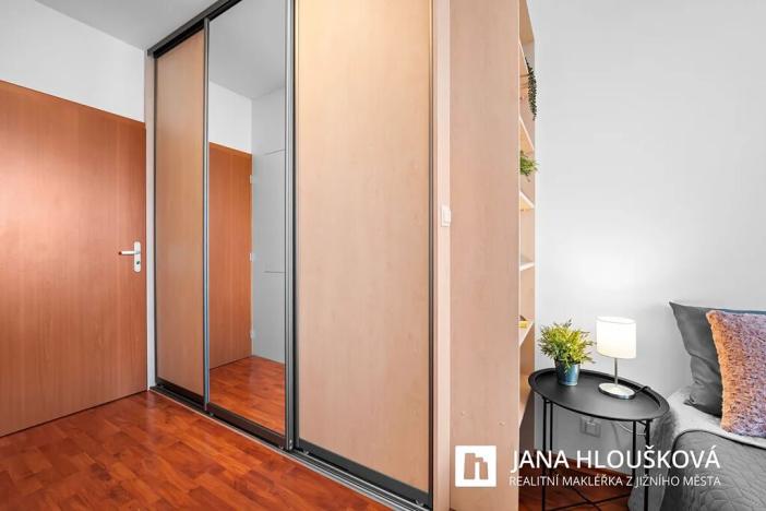 Prodej bytu 2+kk, Praha - Háje, Matúškova, 45 m2