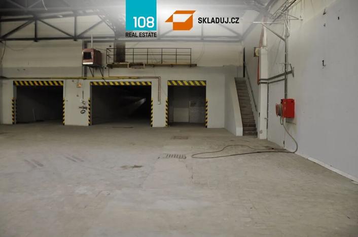 Pronájem skladu, Chomutov, 1300 m2