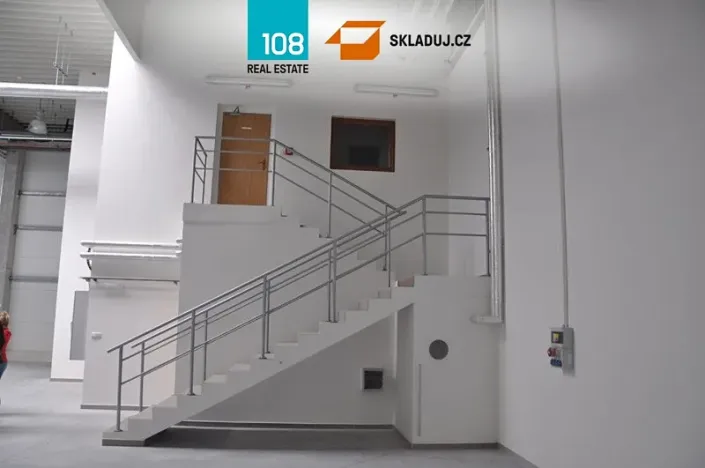 Pronájem skladu, Plzeň, Na Pomezí, 574 m2