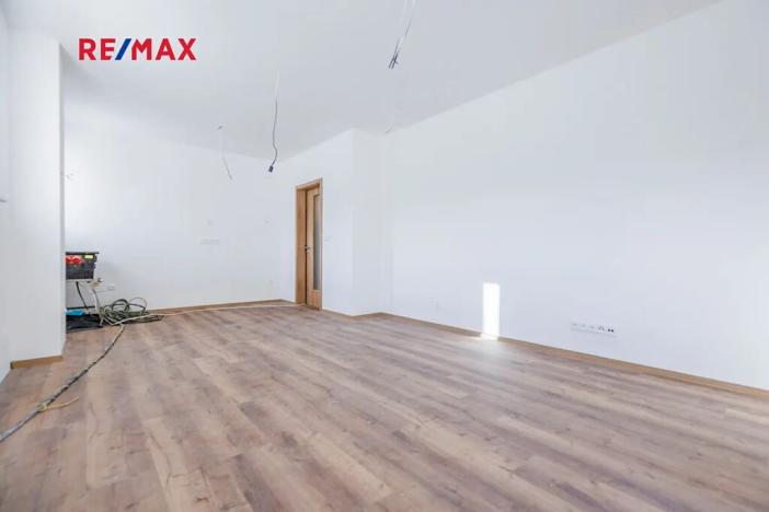 Prodej bytu 2+kk, Svoboda nad Úpou, Nádražní, 56 m2