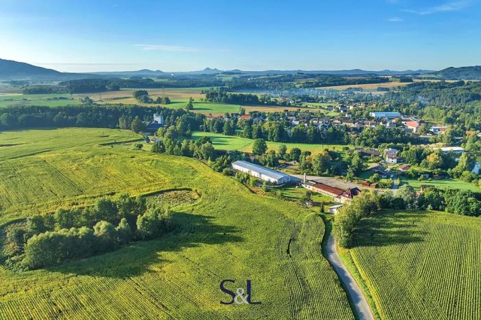 Prodej komerčního pozemku, Brniště, 13896 m2