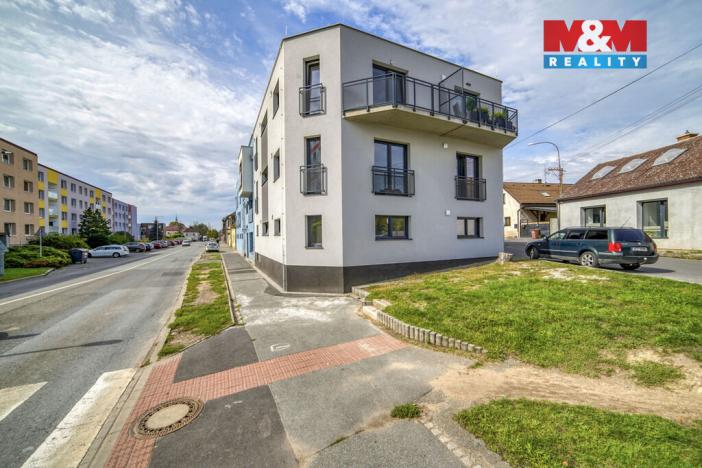 Pronájem bytu 1+kk, Nýřany, Benešova třída, 34 m2