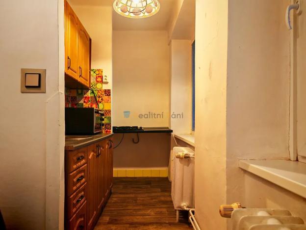 Pronájem bytu 2+kk, Praha - Nusle, Maroldova, 47 m2