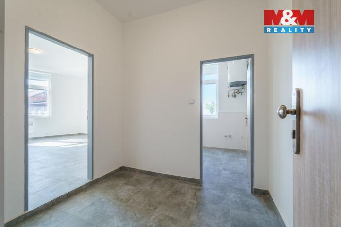 Pronájem bytu 1+kk, Sokolov, Nádražní, 40 m2