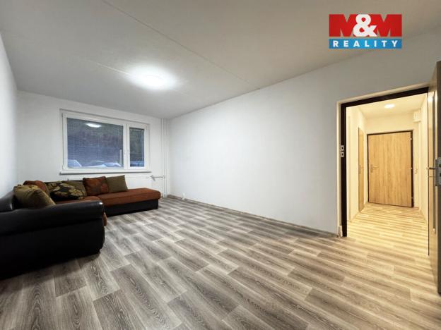 Pronájem bytu 1+1, Ostrov, Lidická, 35 m2