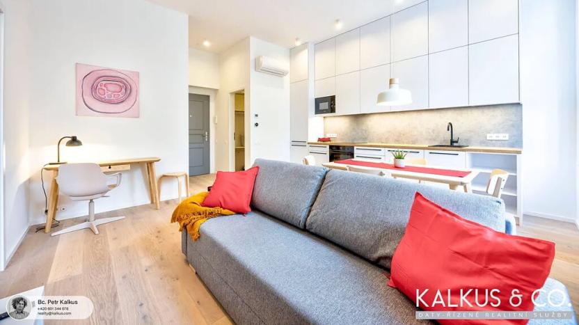 Pronájem bytu 2+kk, Hradec Králové, Eliščino nábřeží, 44 m2