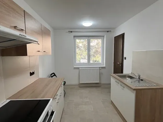 Pronájem bytu 2+1, Nové Strašecí, Husova, 55 m2