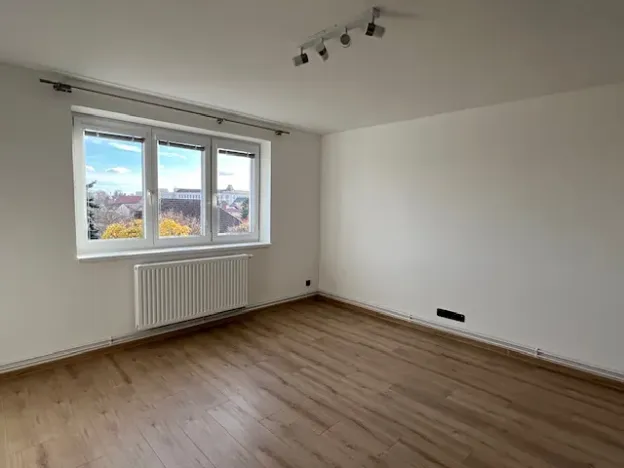 Pronájem bytu 2+1, Nové Strašecí, Husova, 55 m2