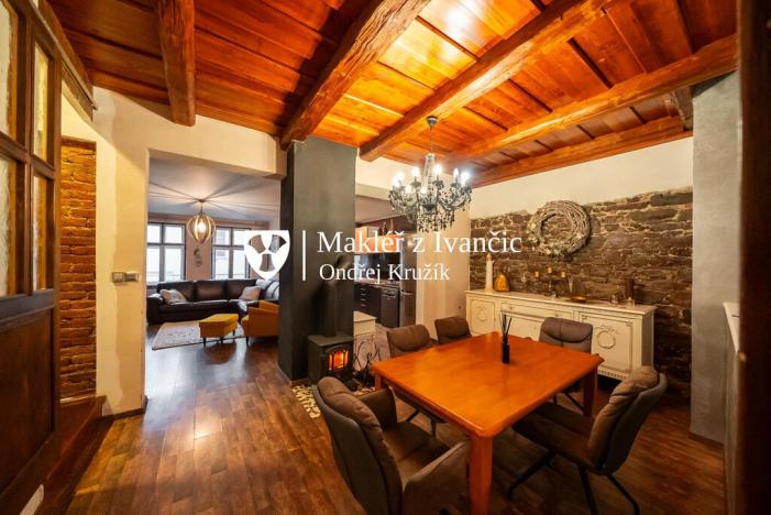 Prodej rodinného domu, Ivančice, Jana Schwarze, 178 m2