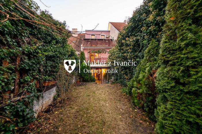 Prodej rodinného domu, Ivančice, Jana Schwarze, 178 m2