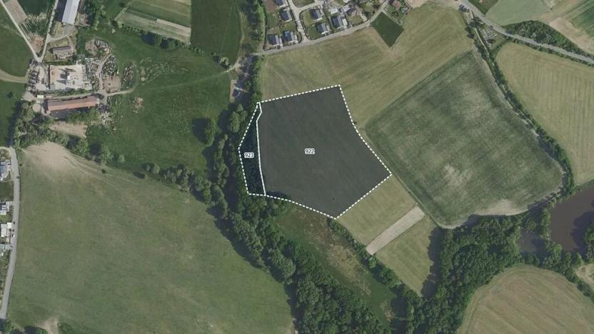 Prodej pole, Křížkový Újezdec, 17870 m2