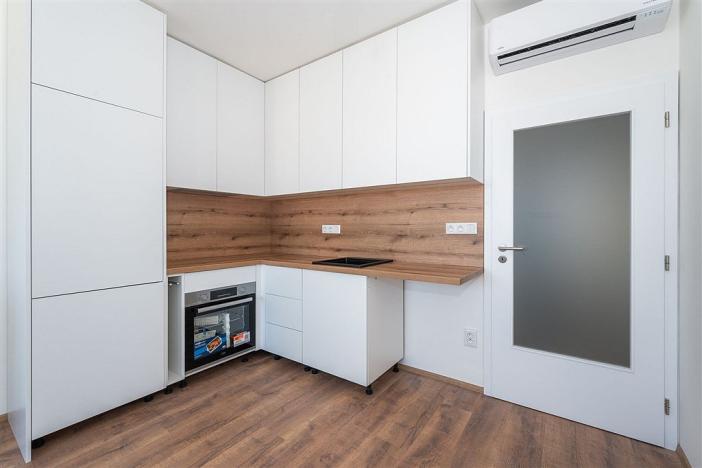 Prodej bytu 2+kk, Hustopeče, Alejní, 56 m2