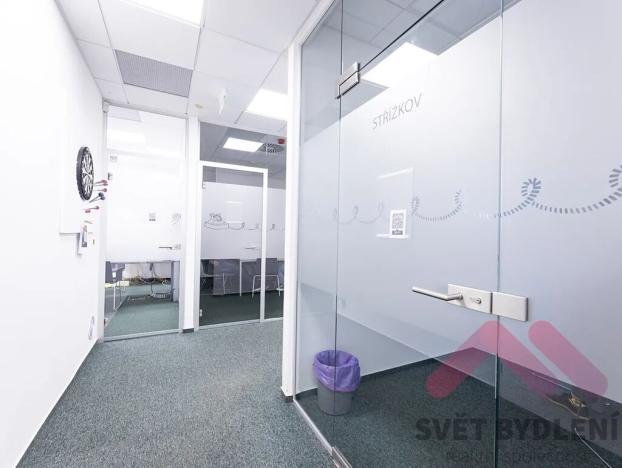 Pronájem kanceláře, Praha - Karlín, Sokolovská, 289 m2