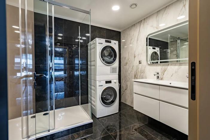 Pronájem bytu 4+kk, Praha - Karlín, Rohanské nábřeží, 136 m2