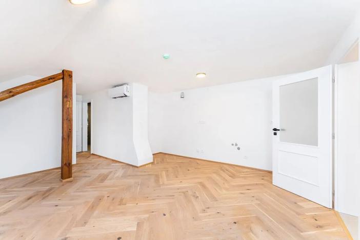 Prodej bytu 2+kk, Praha - Vršovice, Žitomírská, 54 m2