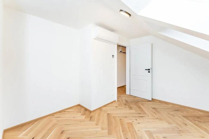 Prodej bytu 2+kk, Praha - Vršovice, Žitomírská, 54 m2