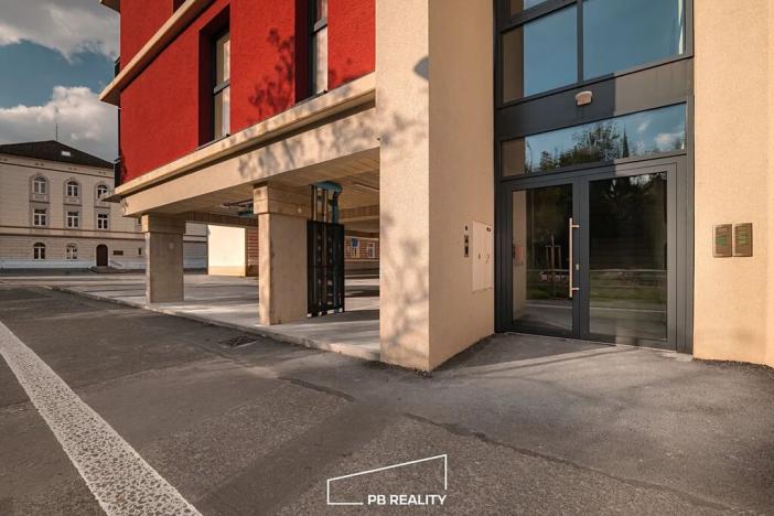 Pronájem bytu 1+kk, Plzeň, Kamenická, 55 m2