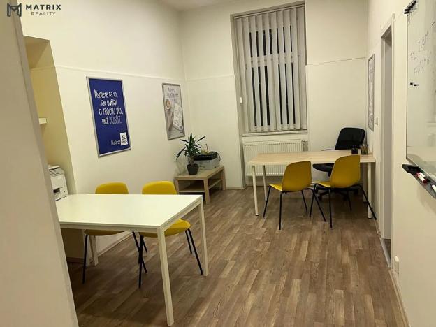 Pronájem kanceláře, Praha - Vysočany, Českomoravská, 73 m2