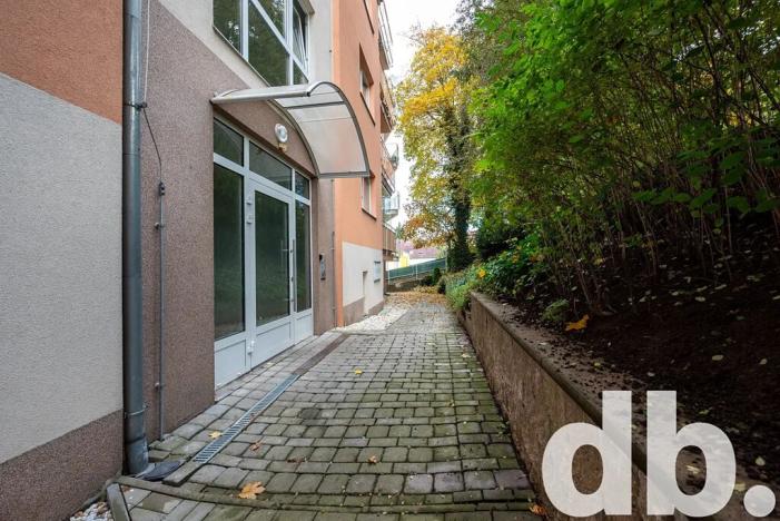 Pronájem bytu 3+kk, Karlovy Vary, Rumunská, 76 m2