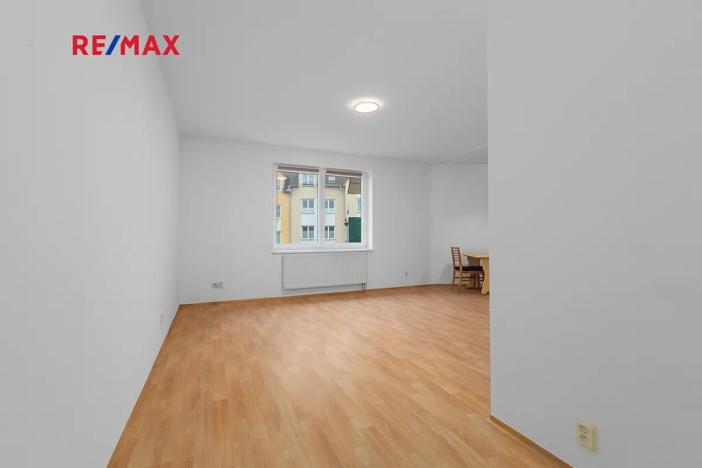 Pronájem bytu 1+kk, Přeštice, Na Chmelnicích, 41 m2
