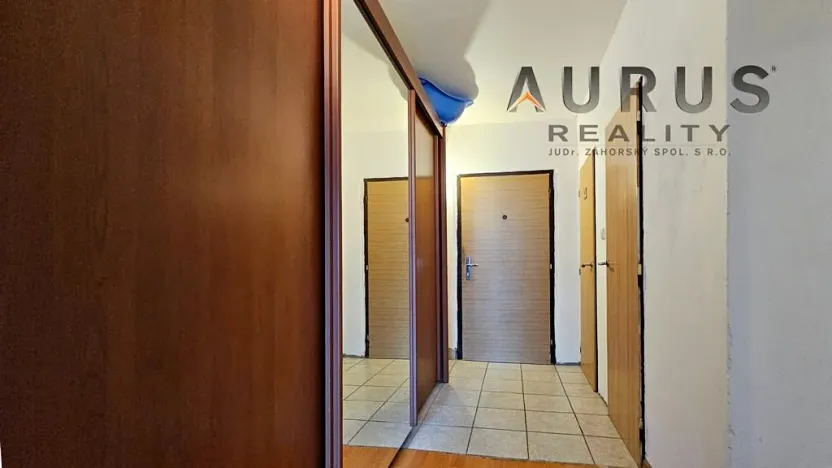 Prodej bytu 2+kk, Praha - Újezd nad Lesy, Žíšovská, 45 m2