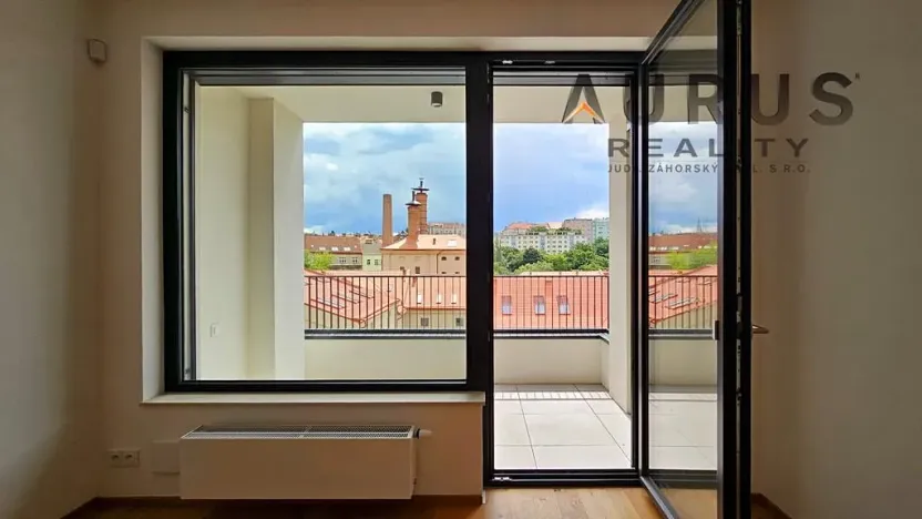 Pronájem bytu 2+kk, Praha - Nusle, Bělehradská, 60 m2