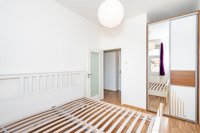 Pronájem bytu 2+kk, Praha - Vysočany, Novovysočanská, 39 m2